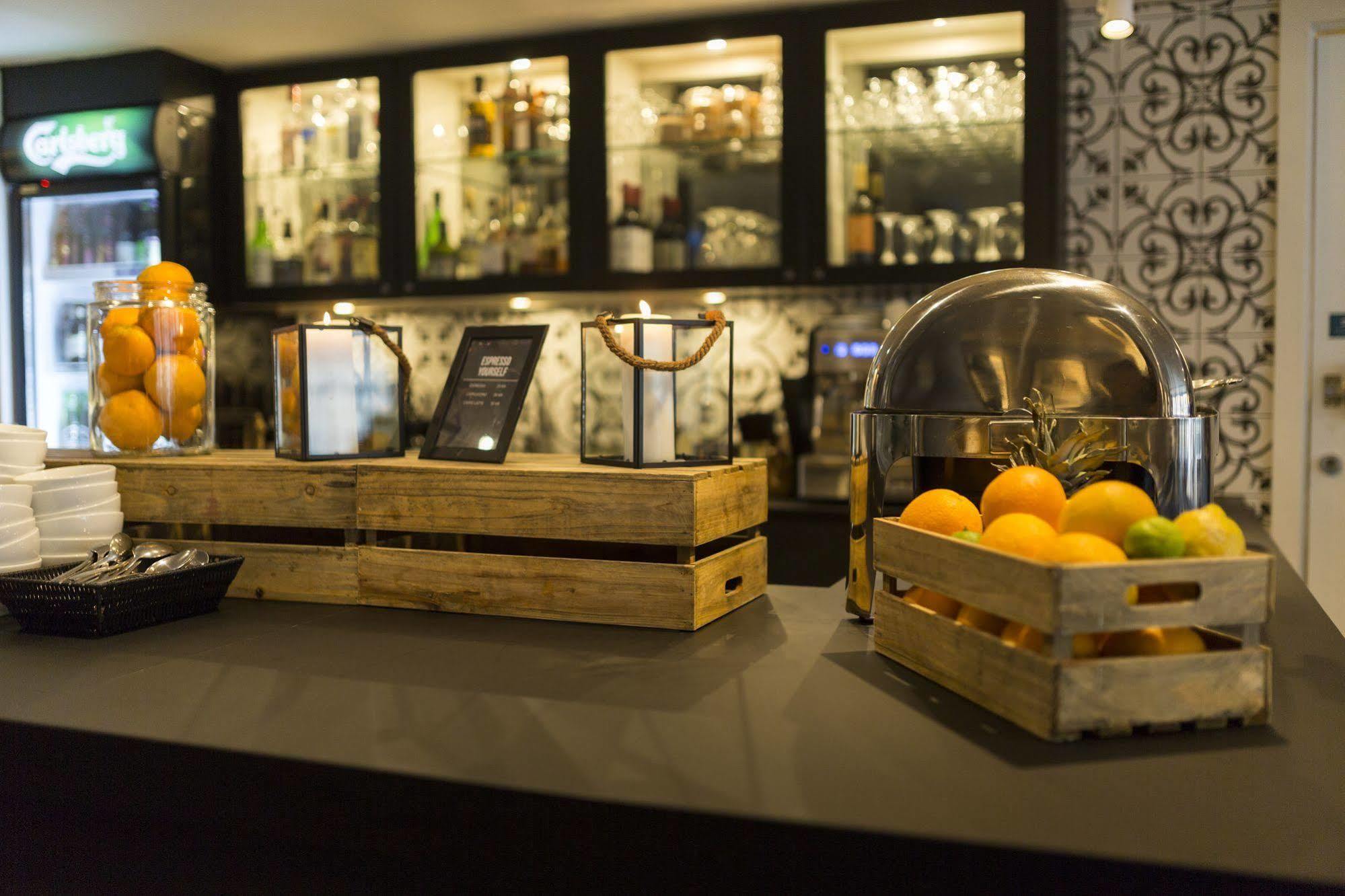 Home Hotel Uman Umeå Esterno foto